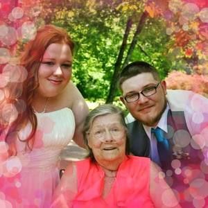 Meet your Posher, Ashley